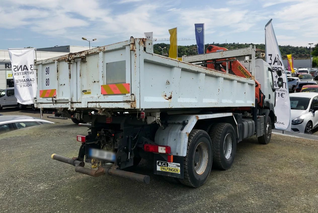 Photo 7 de RENAULT KERAX 370.26 DXI